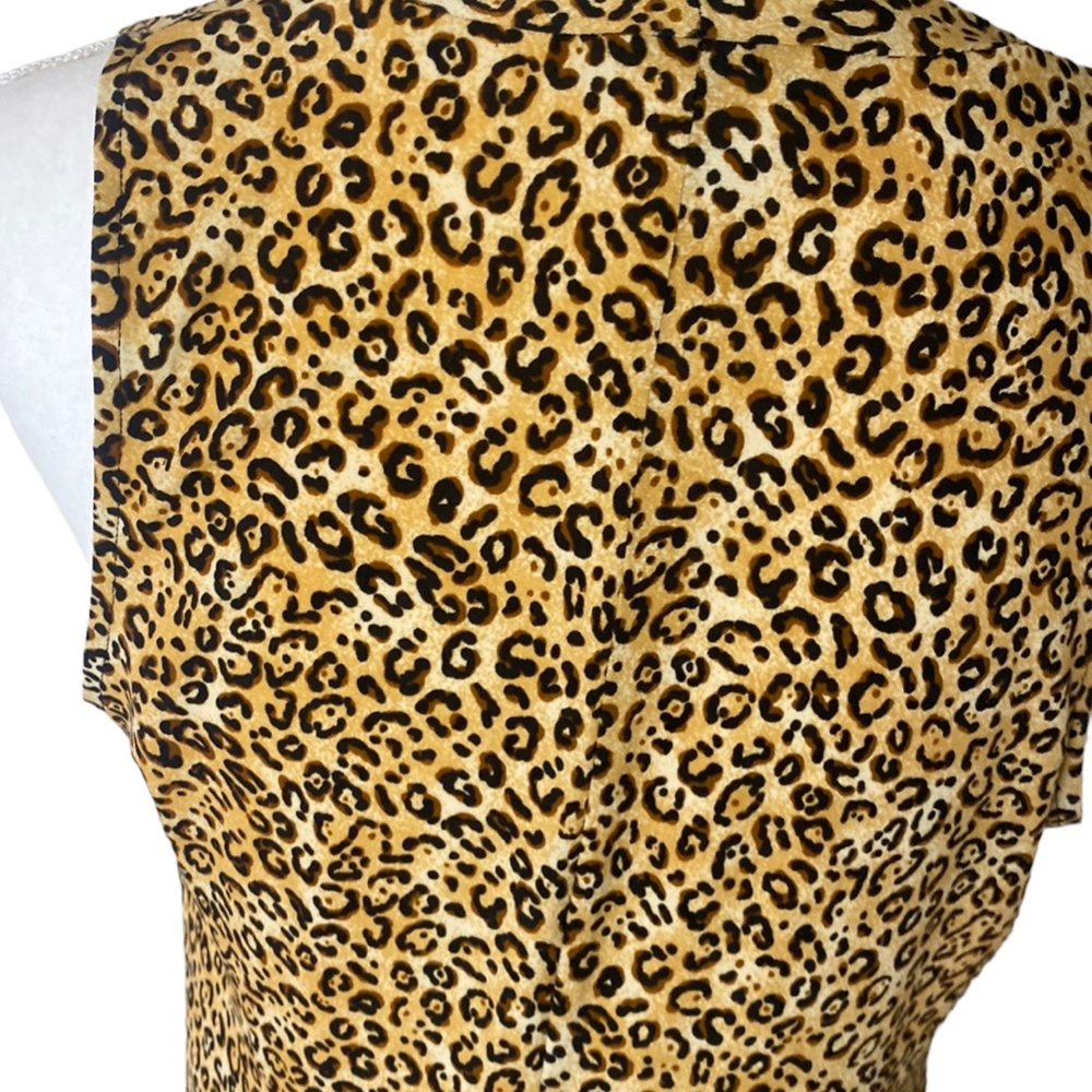 Andre` Oliver Leopard V Neck Cross Over Sleeveless Bamboo Ring Tie Front Top M - Picture 5 of 7